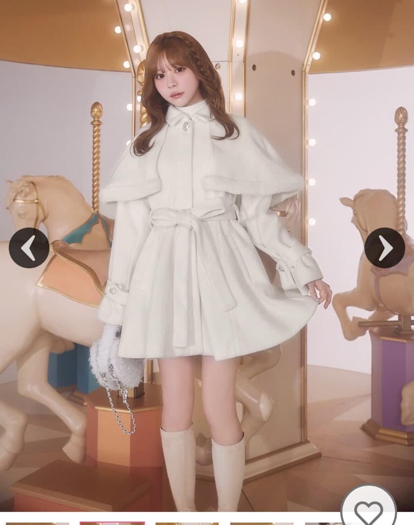 完売品♡ケープ付きホワイトコート Aライン リボン 美品