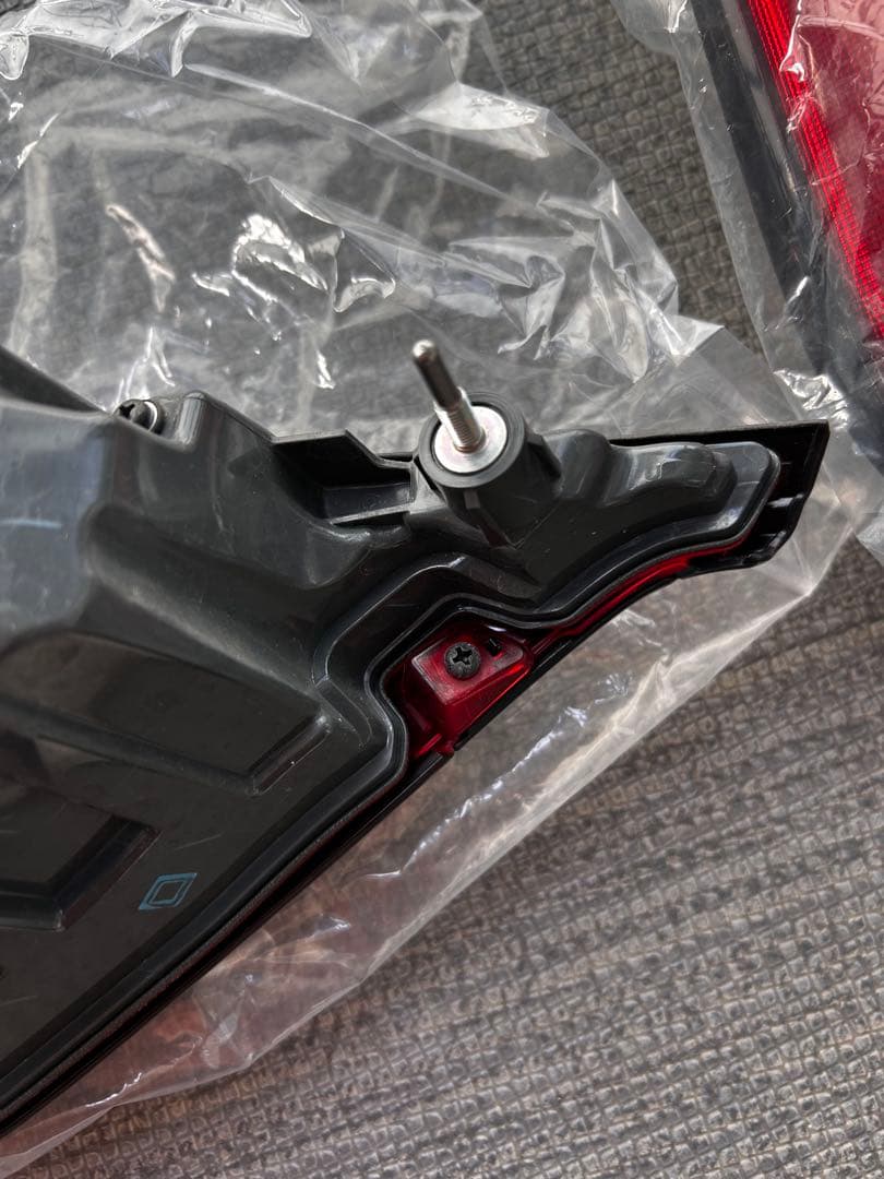 極上　60ハリアー 純正　後期テール　送料込み