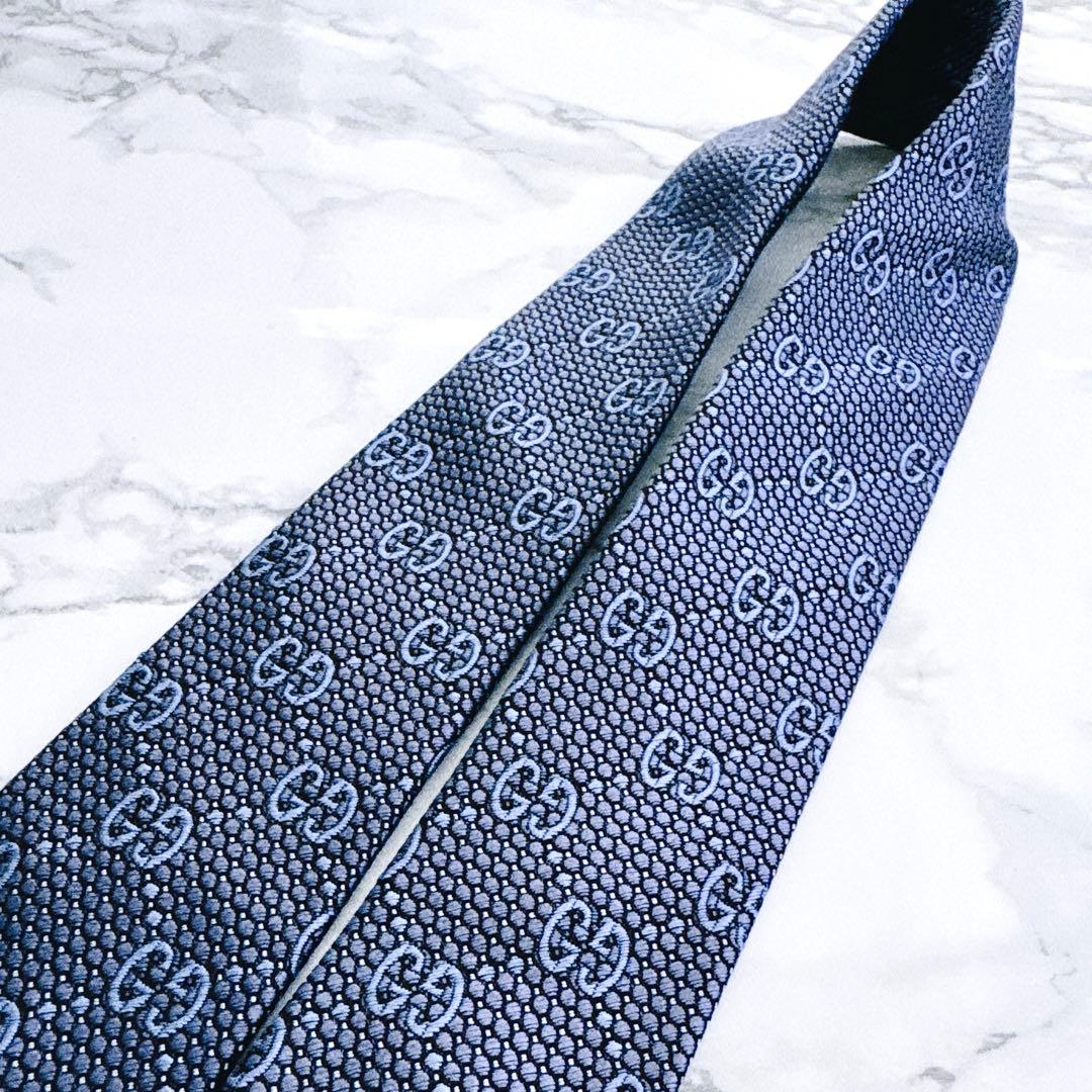 ✨未使用クラス✨汚れなし✨GUCCI GG柄　ナロータイ　ブルー　ネクタイ