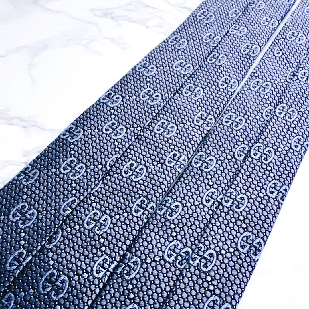 ✨未使用クラス✨汚れなし✨GUCCI GG柄　ナロータイ　ブルー　ネクタイ