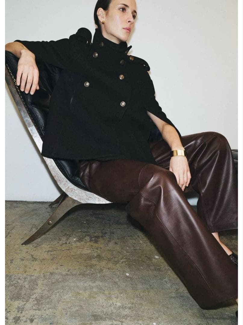 タグ付新品★ZARAのMANTECOウールブレンドケープ★Sサイズ★ブラック色