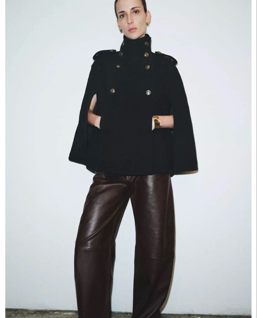 タグ付新品★ZARAのMANTECOウールブレンドケープ★Sサイズ★ブラック色