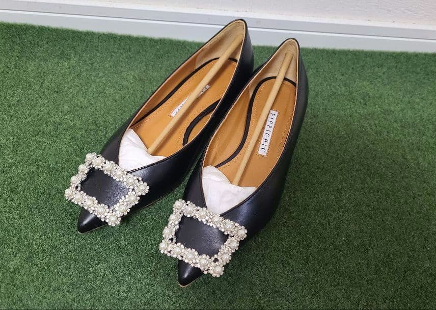 新品　PIPPICHIC ピッピシック ビジューつき フラットシューズ