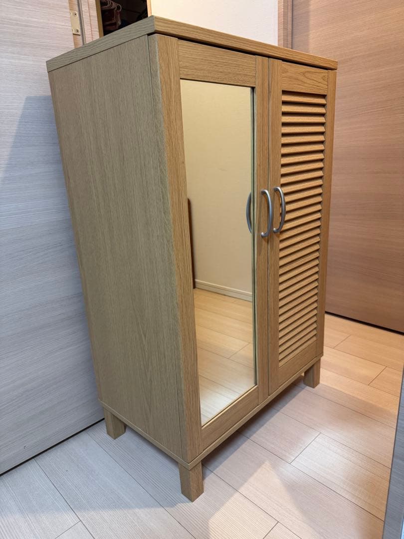 ニトリ木製シューズボックスミラー付②