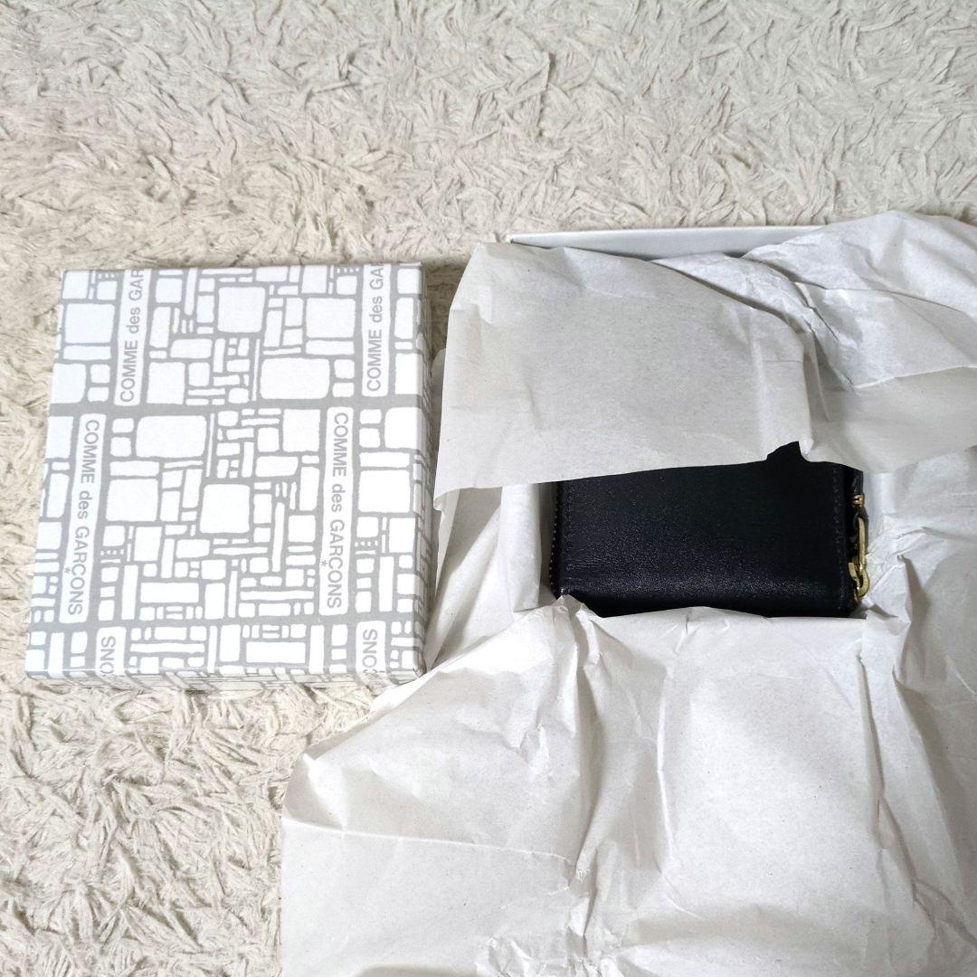 美品 保存箱付属 COMME des GARCONS スクエア ジップ 財布 黒
