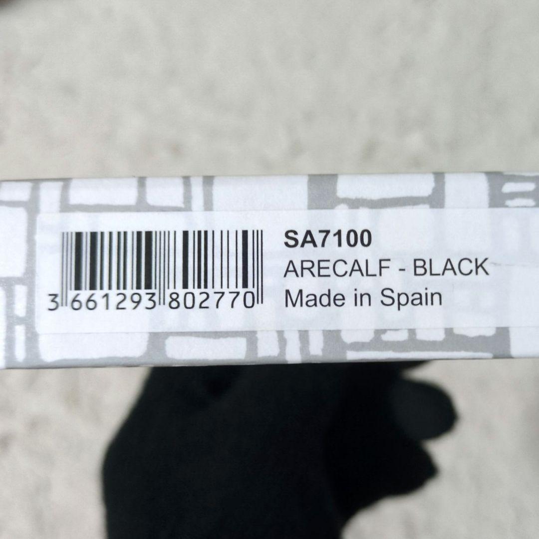 美品 保存箱付属 COMME des GARCONS スクエア ジップ 財布 黒