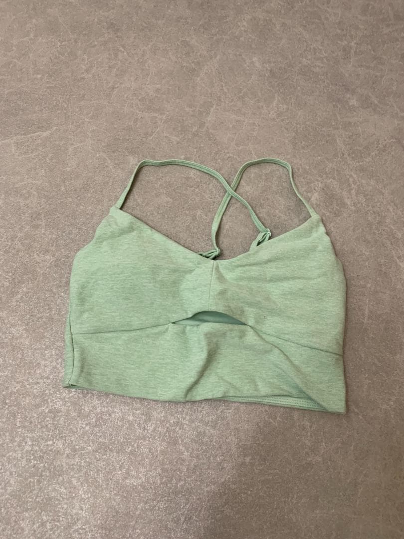 alo YOGA ALOSOFT ハイライトハイウエスト 7/8レギンス+ブラ