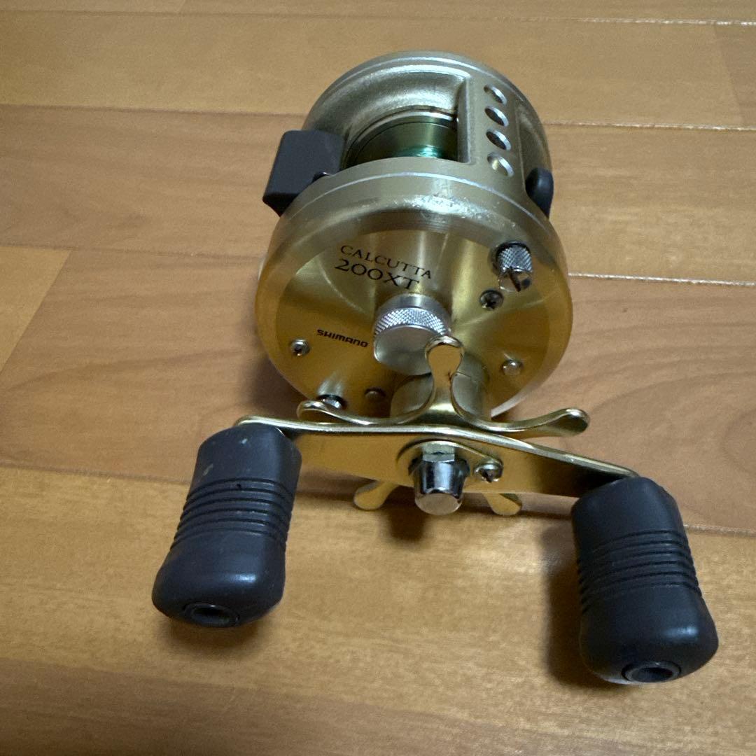 SHIMANO CALCUTTA 200XT ゴールドリール