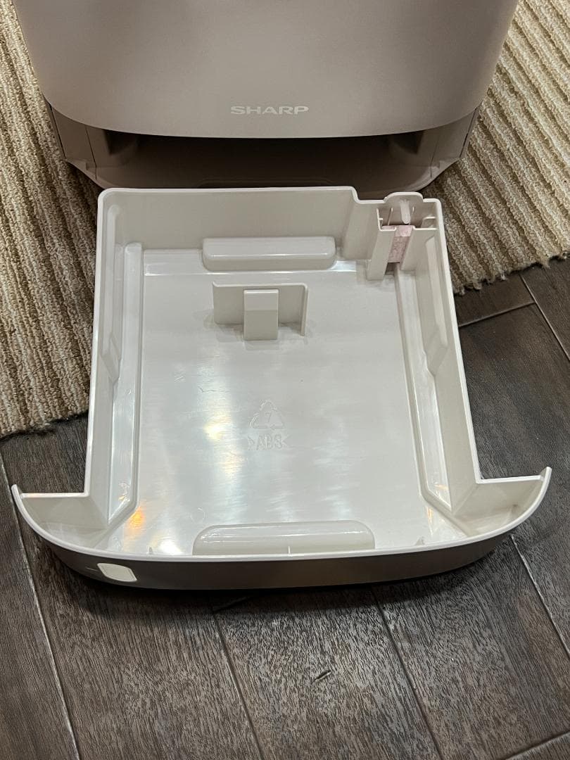 ※【中古美品】24年製 SHARP 衣類乾燥除湿器 CV-P60 取説付き