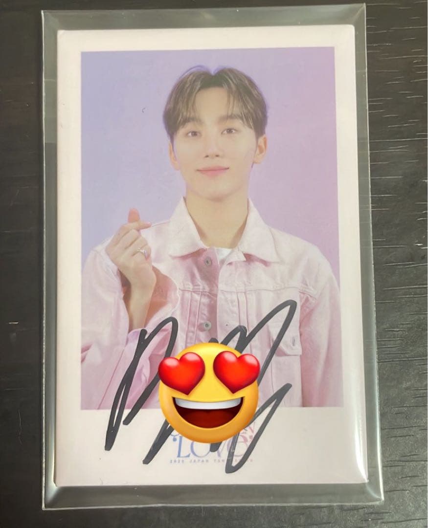 スングァン　直筆サイン入り缶バッジ　love ペンミ