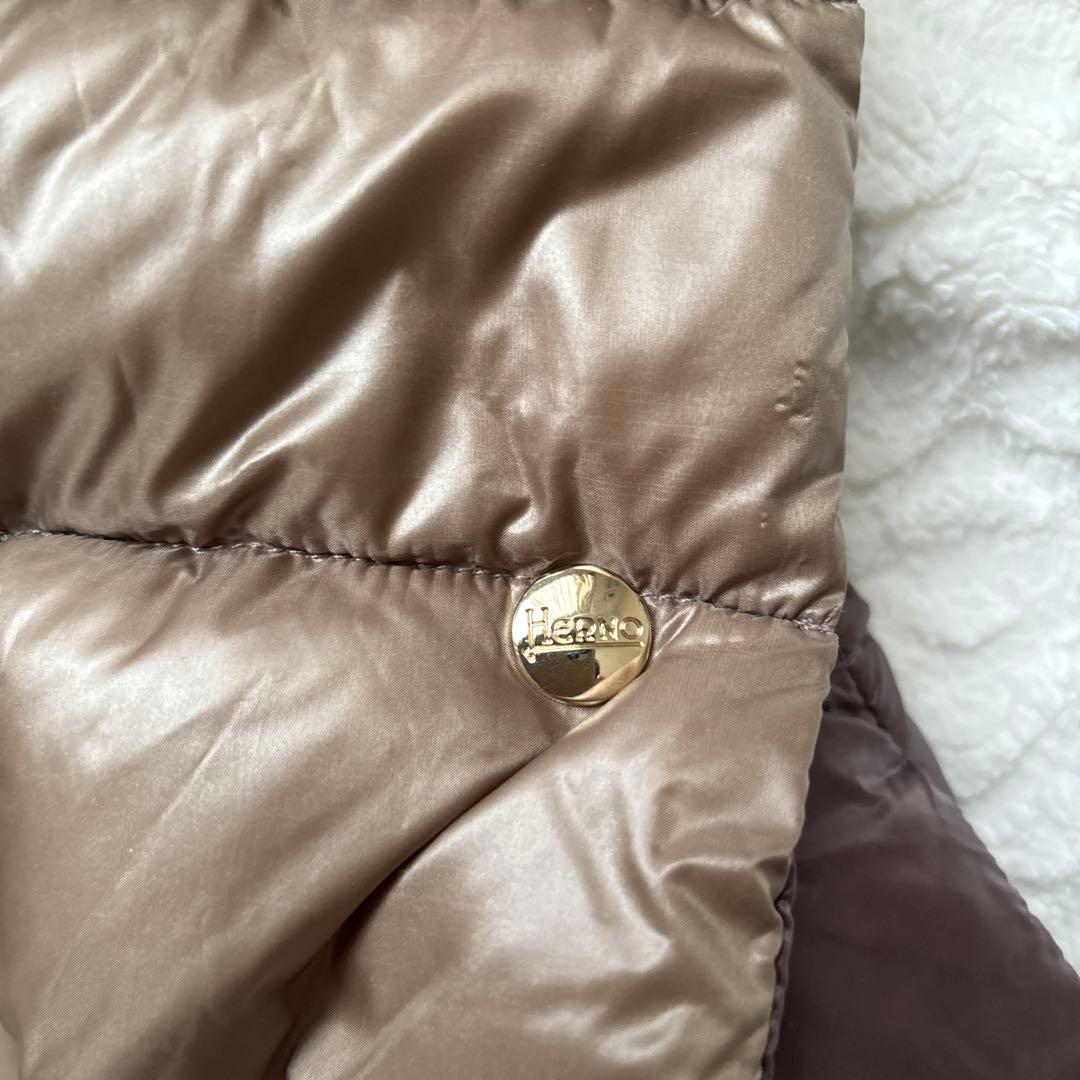 ヘルノ　リバーシブルダウンベスト 42サイズ