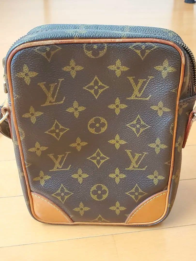 ルイヴィトン モノグラム アマゾン ショルダーバッグ