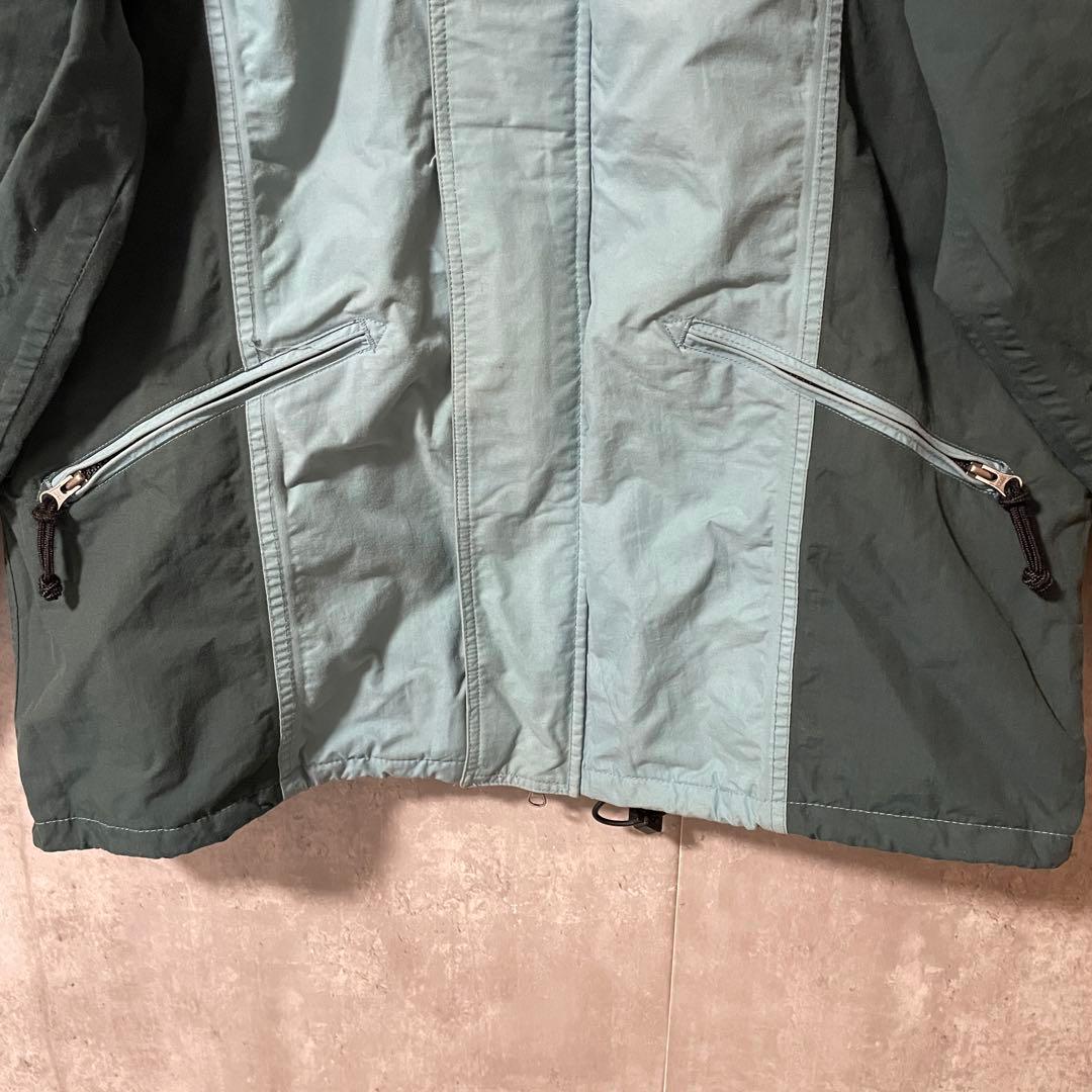 Burtonバートンスキーウェアスノーボードジャケット上着青ブルー水色紺ネイビー