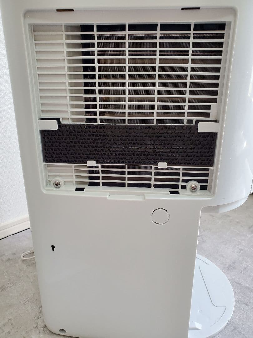 美品　コロナ　除湿器　CDーP63A