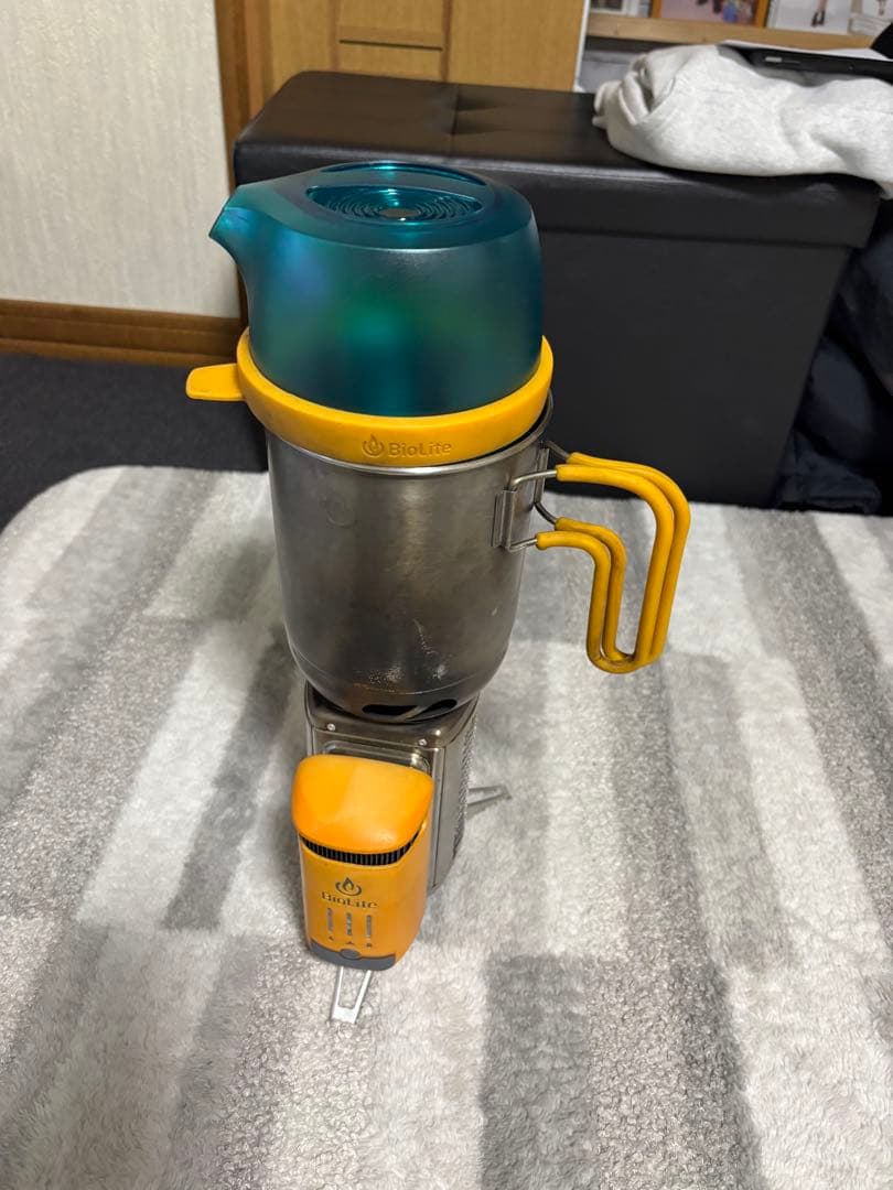 BioLite バイオライト　キャンプストーブ　焚き火　アウトドア