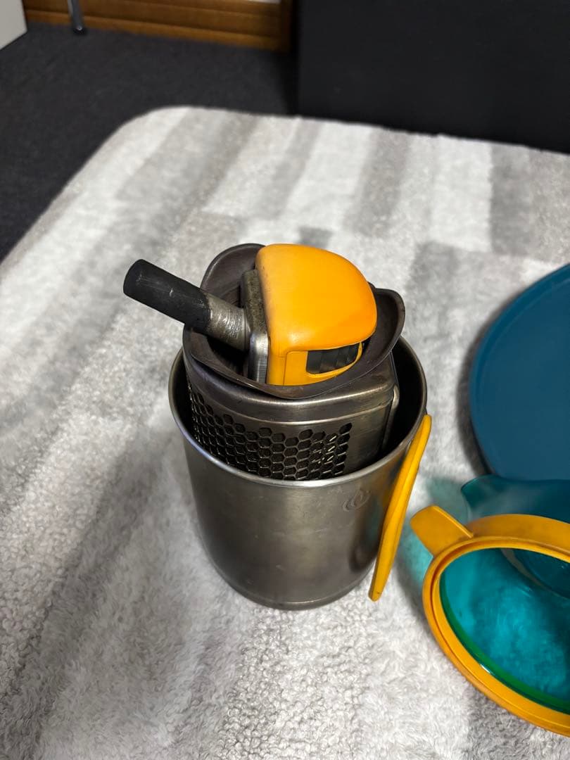 BioLite バイオライト　キャンプストーブ　焚き火　アウトドア