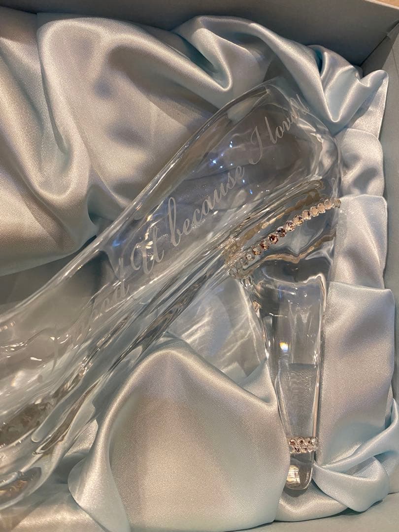 に*ん様 EMMA エマ 履けるガラスの靴 デコレーションハート結婚式