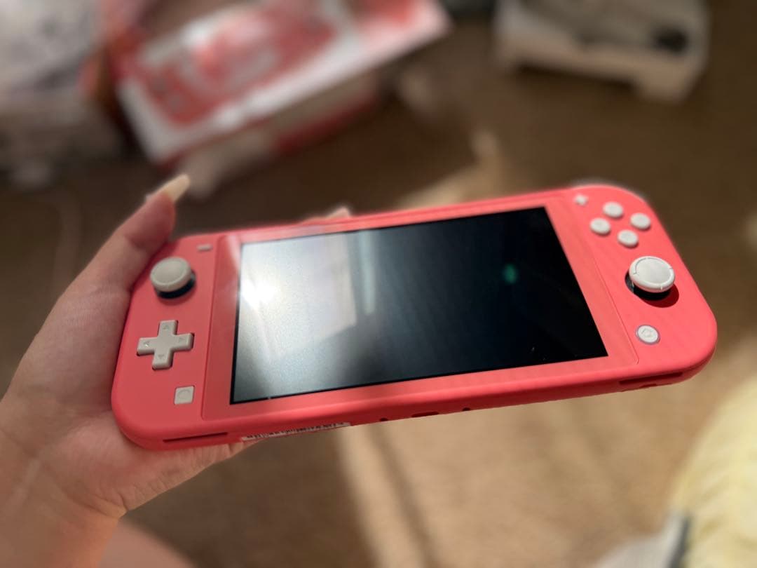 Nintend switch Lite 本体