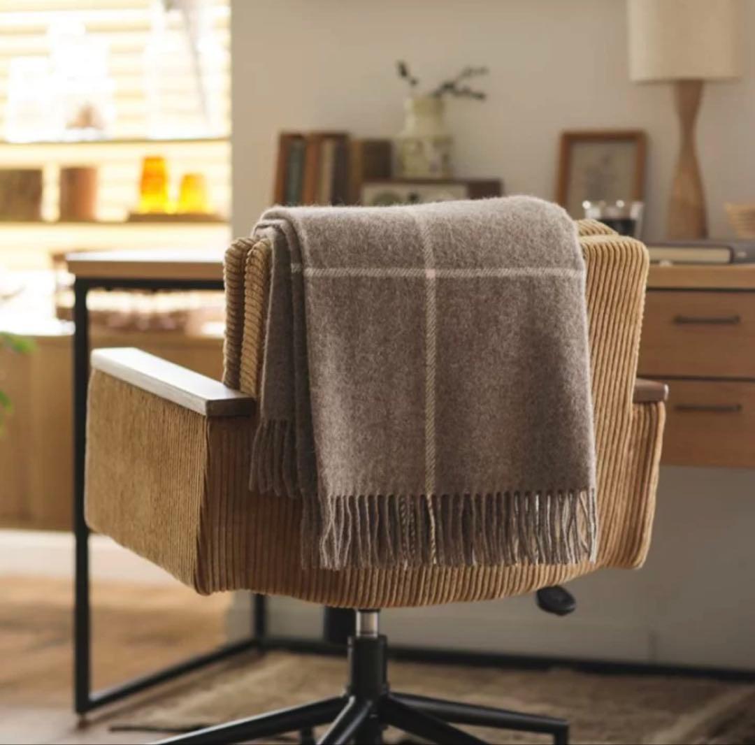 新品同様◆ウール ブランケット シルケボープレード ダナーヤ ひざ掛け