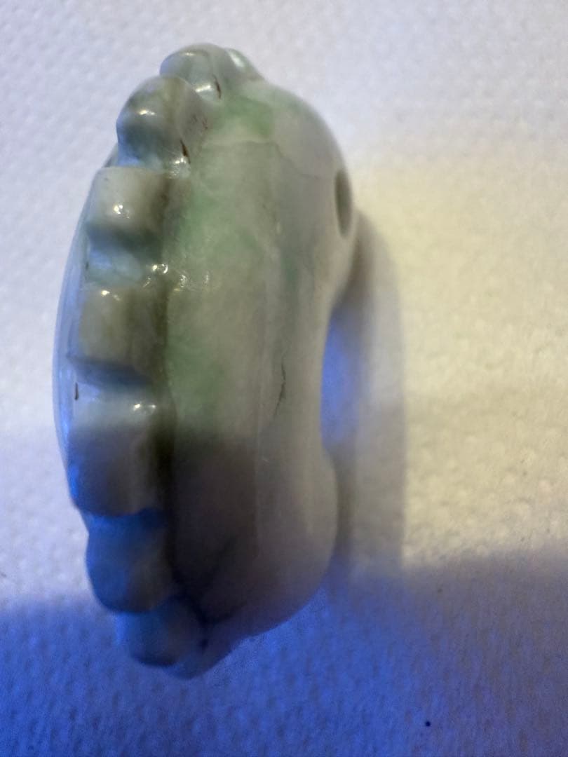 糸魚川翡翠‼️獣形勾玉‼️58,300円にて購入品‼️これ以上の値引きはいたしません‼️