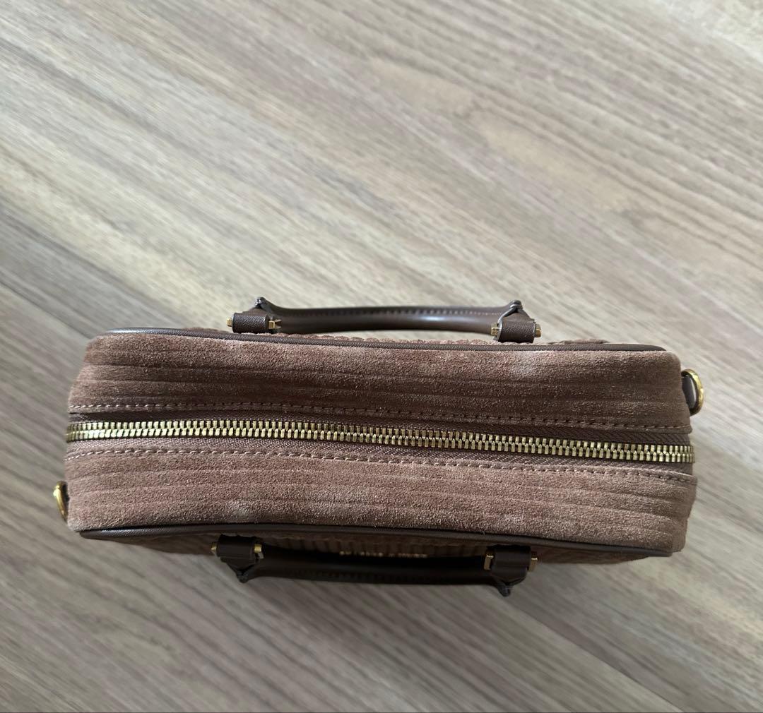 charles & keith Sianna ミニシアンナ ボウリングバッグ