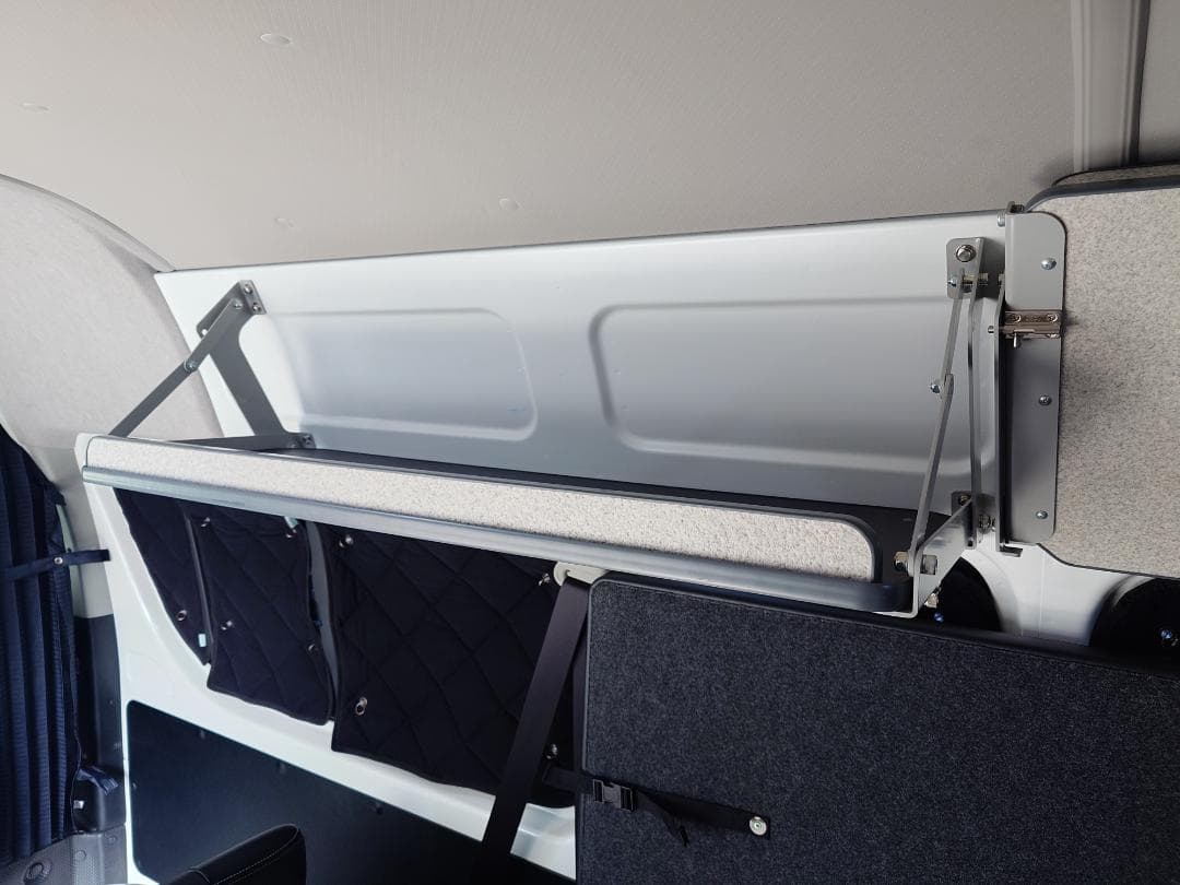 OGUshow オグショー 200系ハイエース スーパーロングESフリップトレー