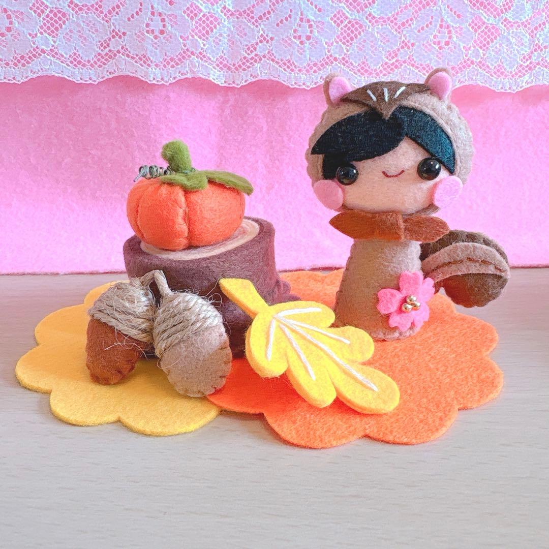 ハンドメイド・フェルト・フレーム飾り・専用