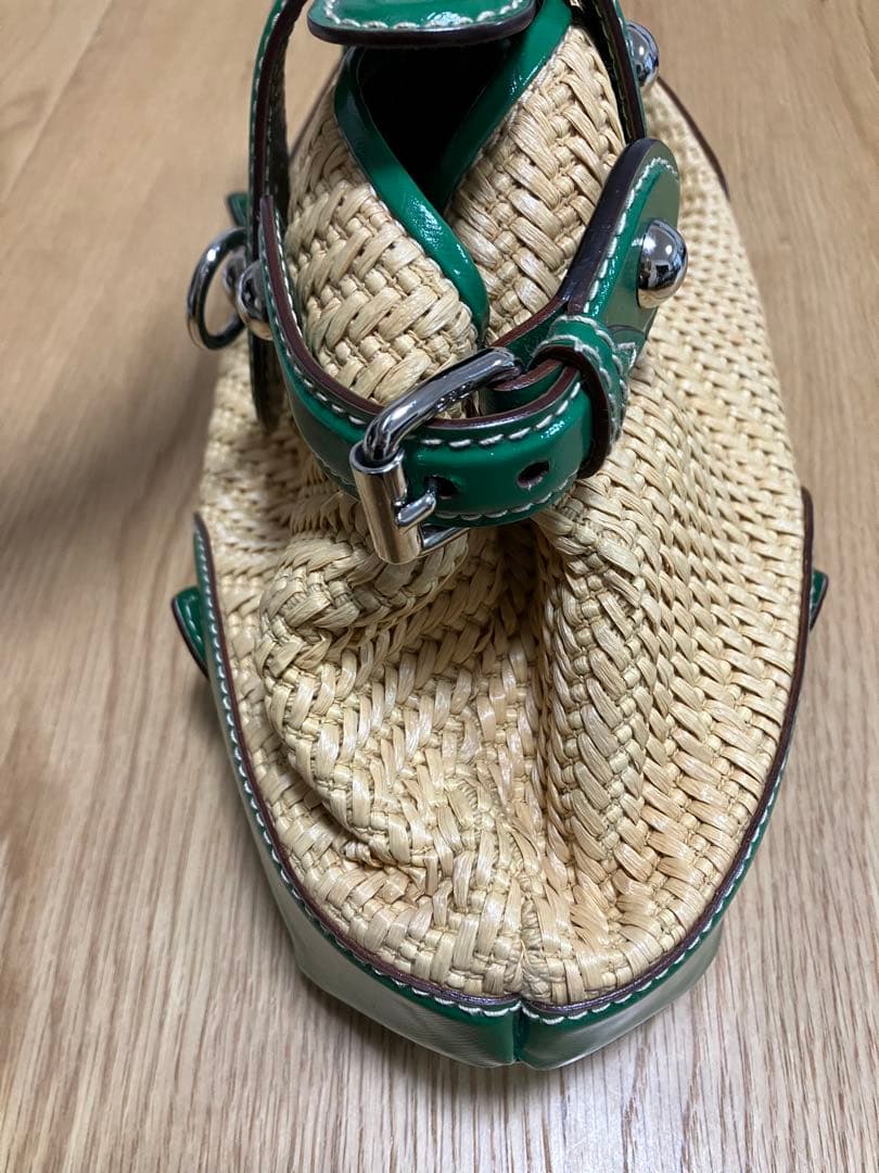 【希少】ドルチェアンドガッパーナ　D＆G　カゴバック　グリーン