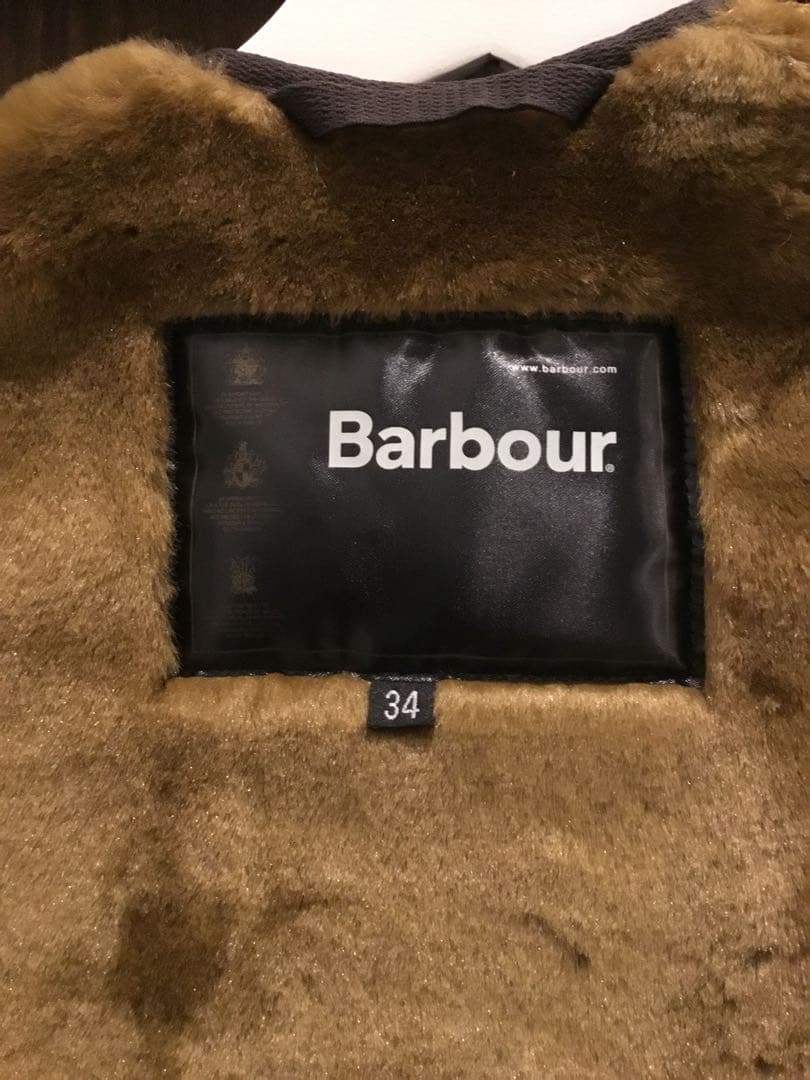 新品未使用　試着のみ　Barbour ブラウンファーベスト　インナーベスト