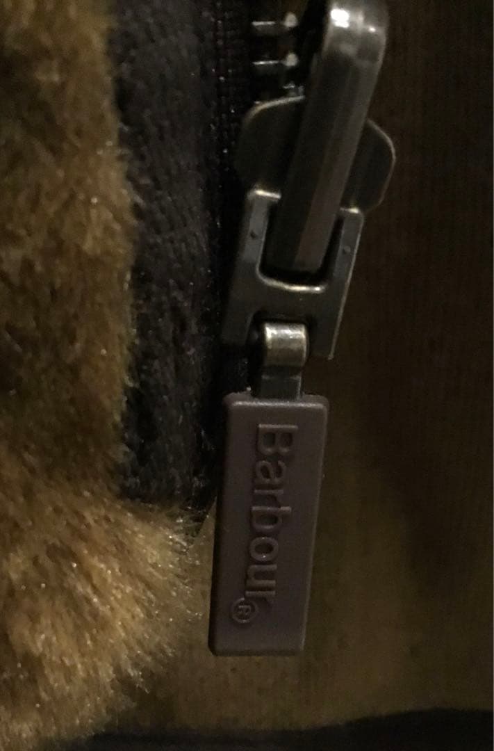 新品未使用　試着のみ　Barbour ブラウンファーベスト　インナーベスト