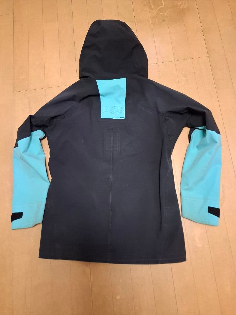 デサント(DESCENTE)スキーウェア選手用