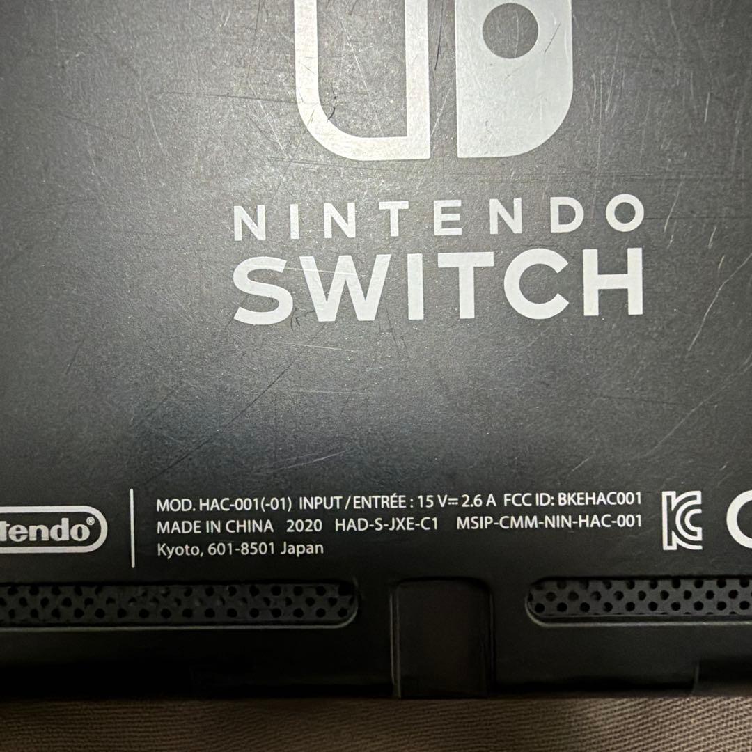 Nintendo Switch 本体 2020年製　美品
