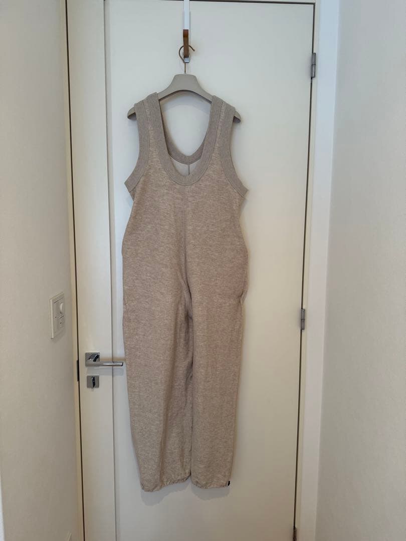 トゥデイフル　つなぎ　ベージュ