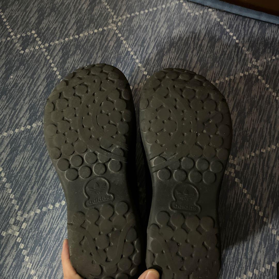 adidas ブラック スタンスミスミュール