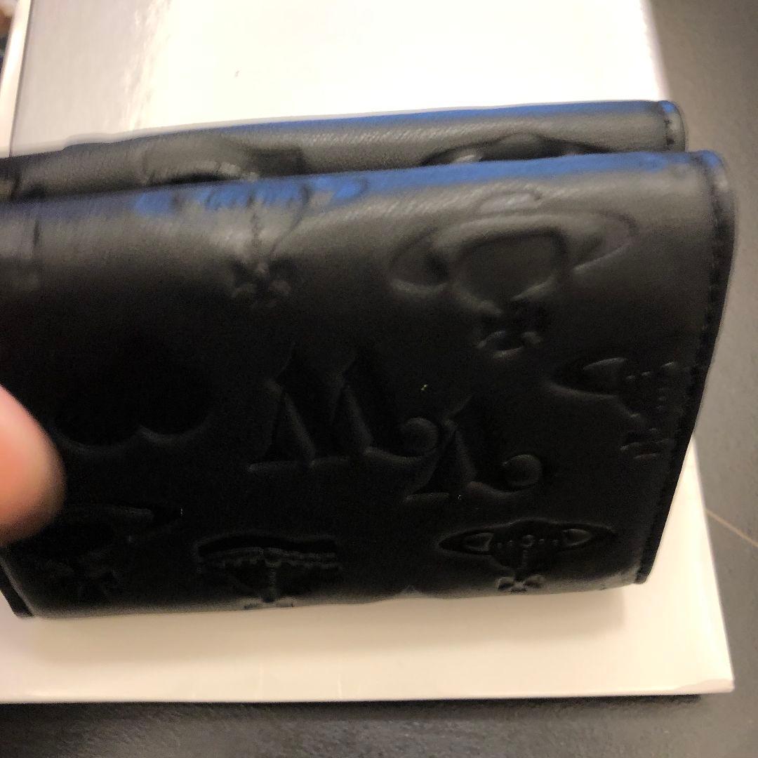 Vivienne Westwoodブラックレザー三つ折り財布