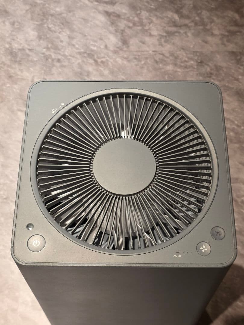 バルミューダ　BALMUDA The Pure A01A グレー　空気清浄機