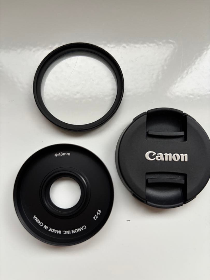 Canon EF-M 28mm f/3.5 IS STM マクロレンズ