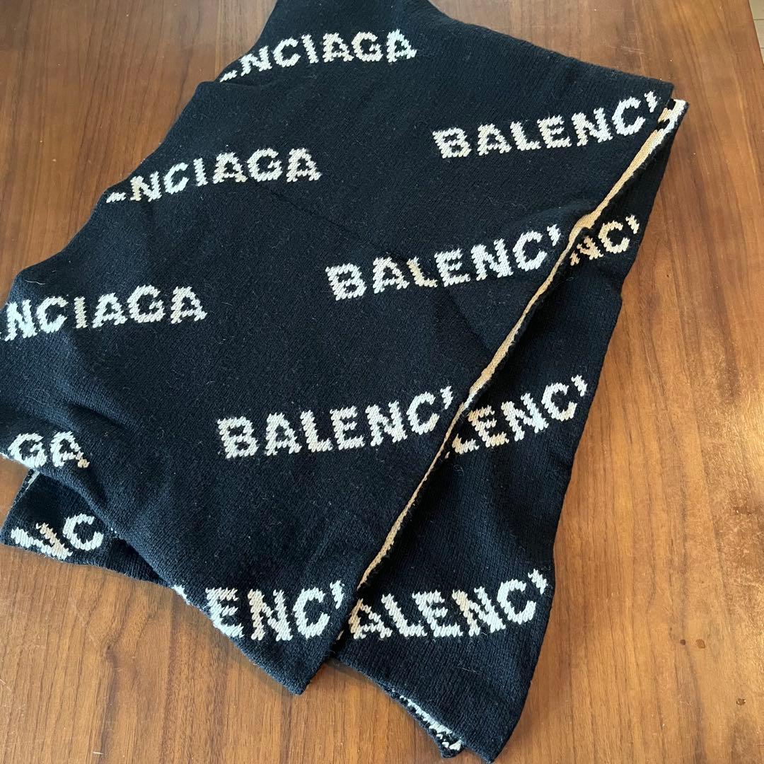 Rum　BALENCIAGA ロゴ入りリバーシブルマフラー