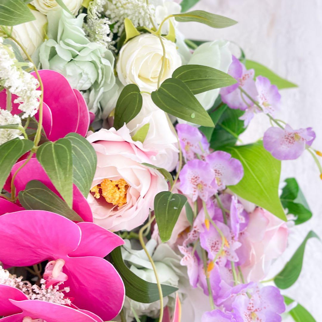 開店祝い・退職祝い・特別な贈り物に ─ 華やかロングスワッグアレンジメント