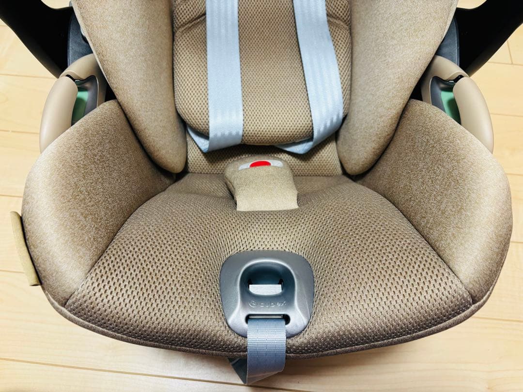Cybex CloudT i-Size ベージュ チャイルドシート サイベックス