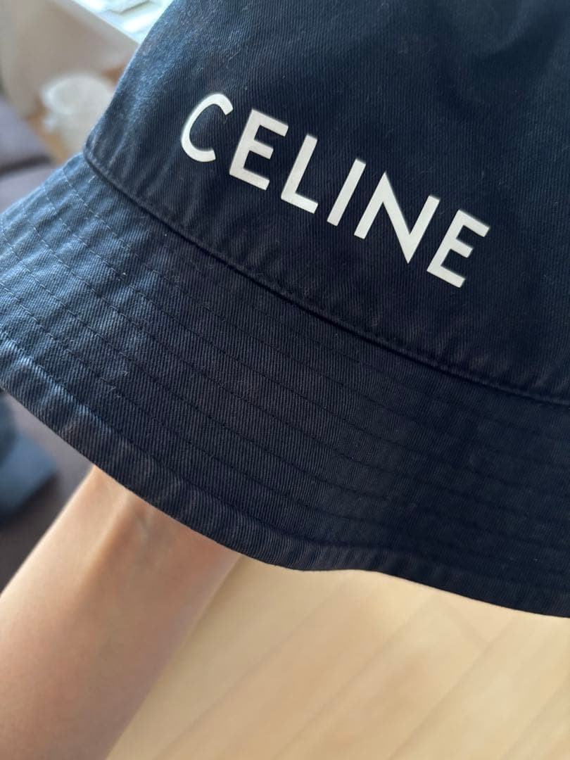 セリーヌ　帽子　中古