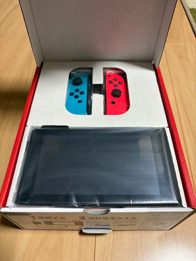 ［新品］Nintendo Switch 青/赤 本体