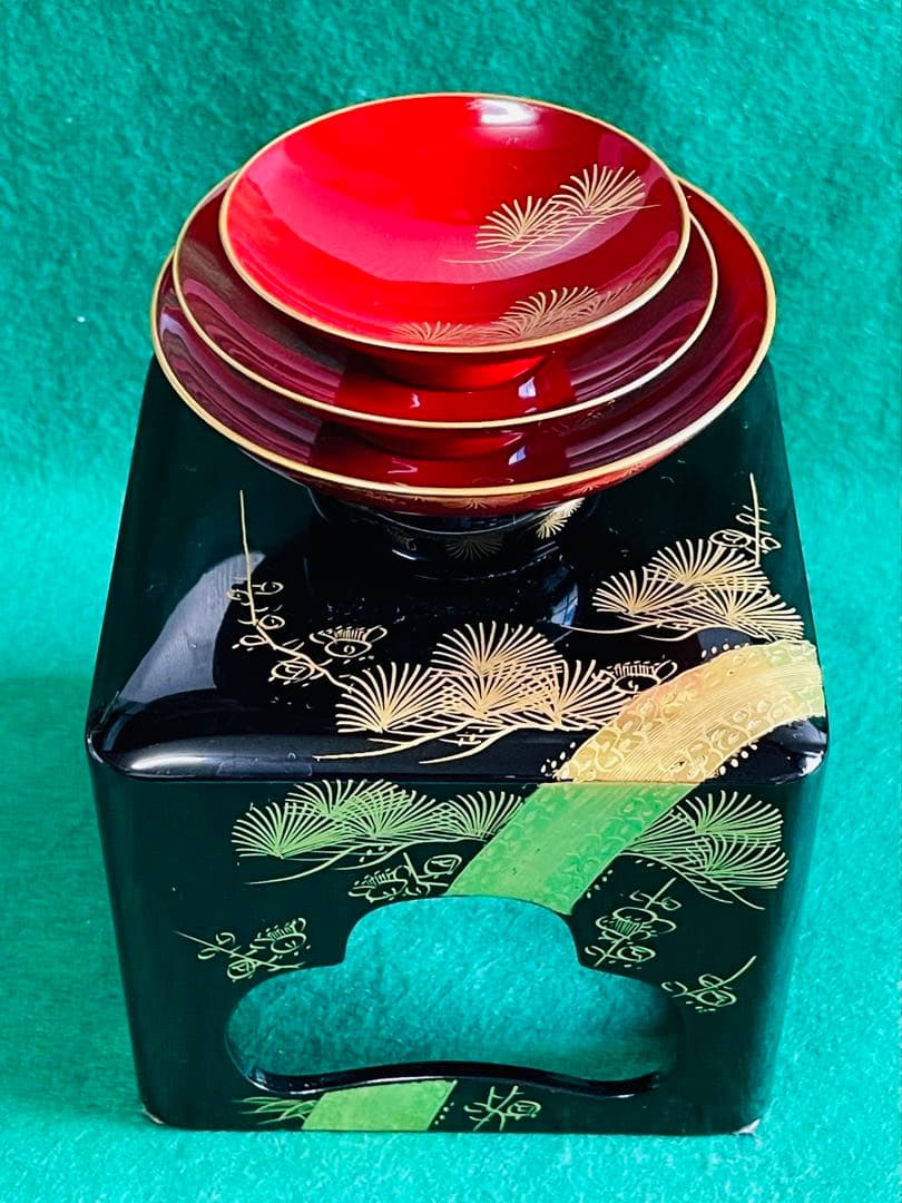 ヴィンテージ鈴木孫次作　輪島塗木製品金彩漆塗り屠蘇器セット