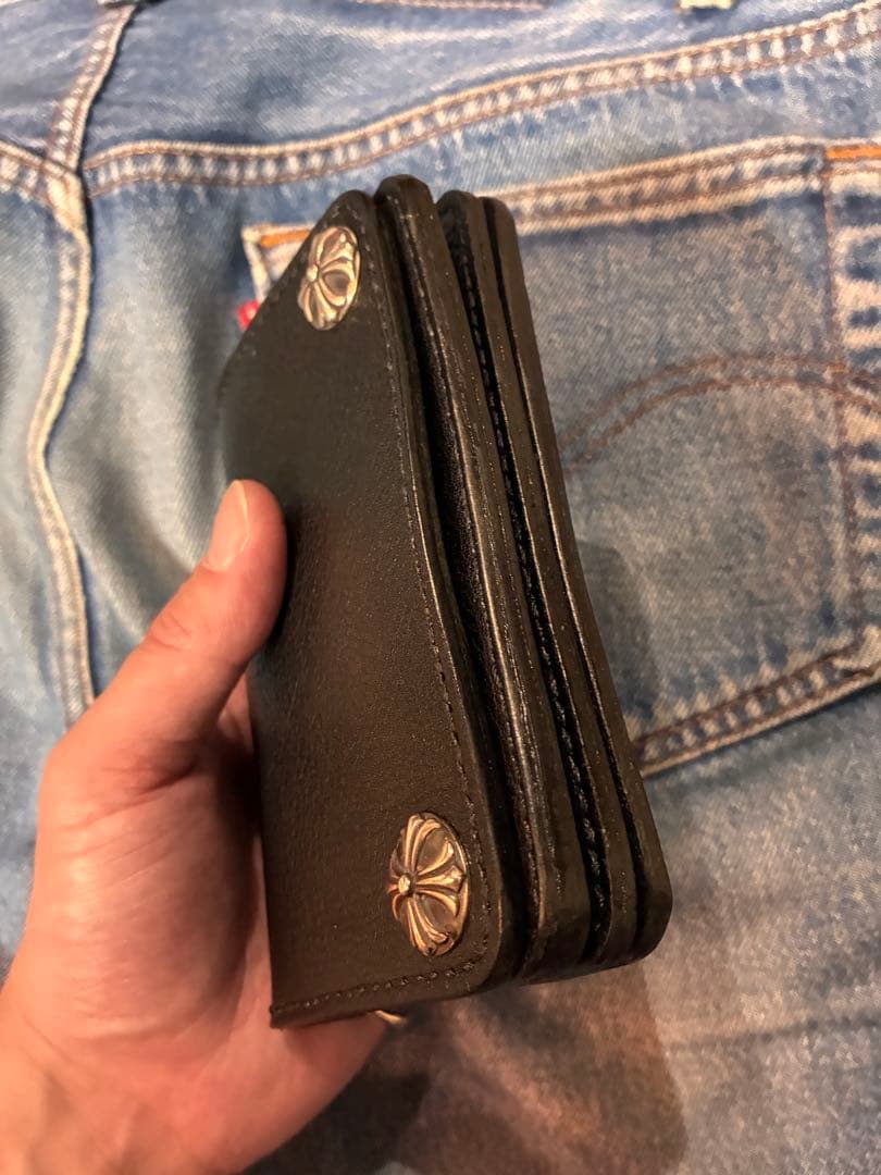 トラッカーウォレット　ミドルサイズ　シボ革　クロスボールコンチョ　合金シルバー