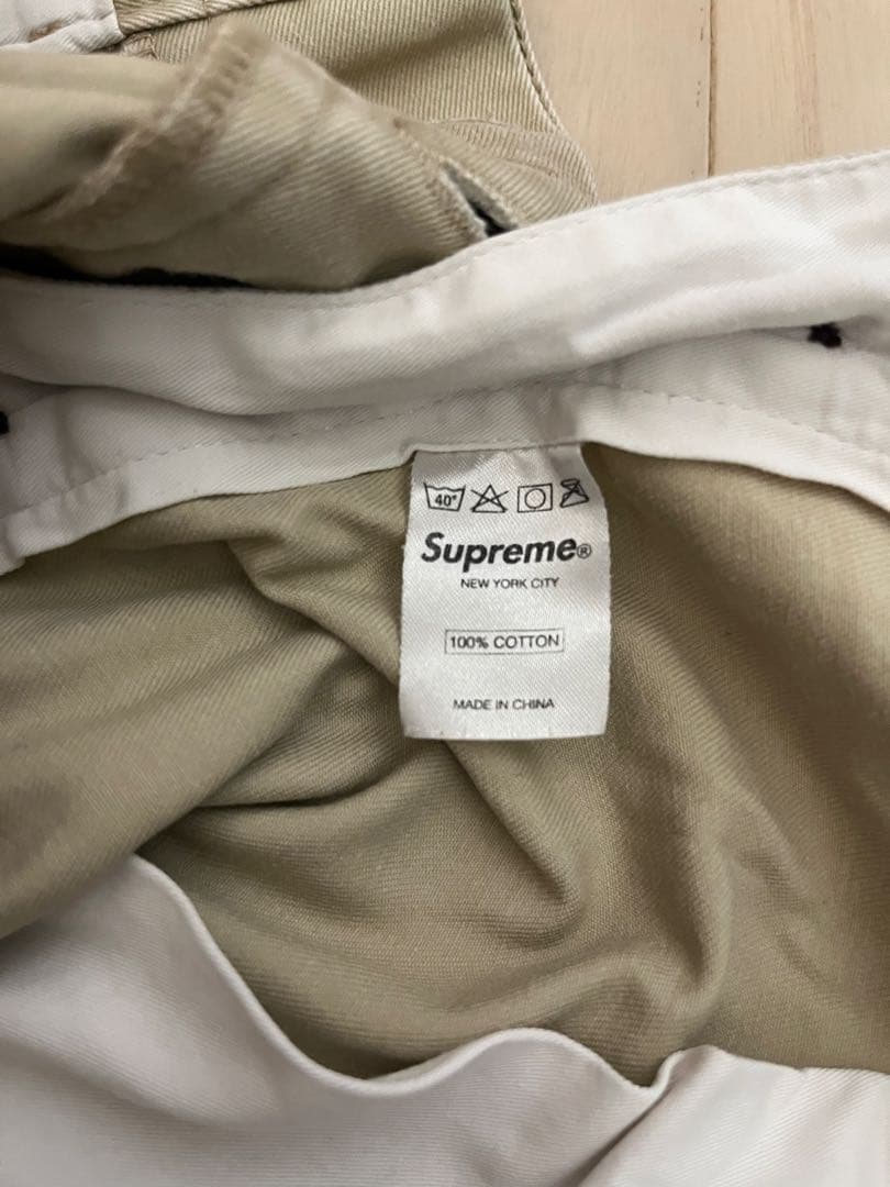 supreme チノパン　ベージュ