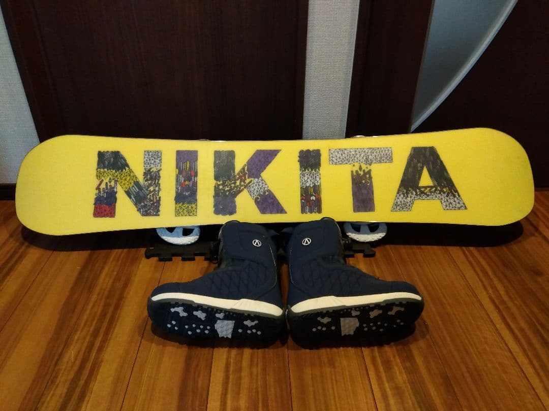 【3点セット 送料込み】NIKITA 148 レディース スノーボード セット！