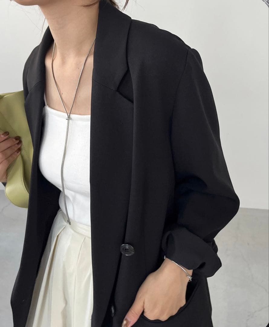 美品　カプリシューレマージュ　Ｗテーラージャケット　ブラック