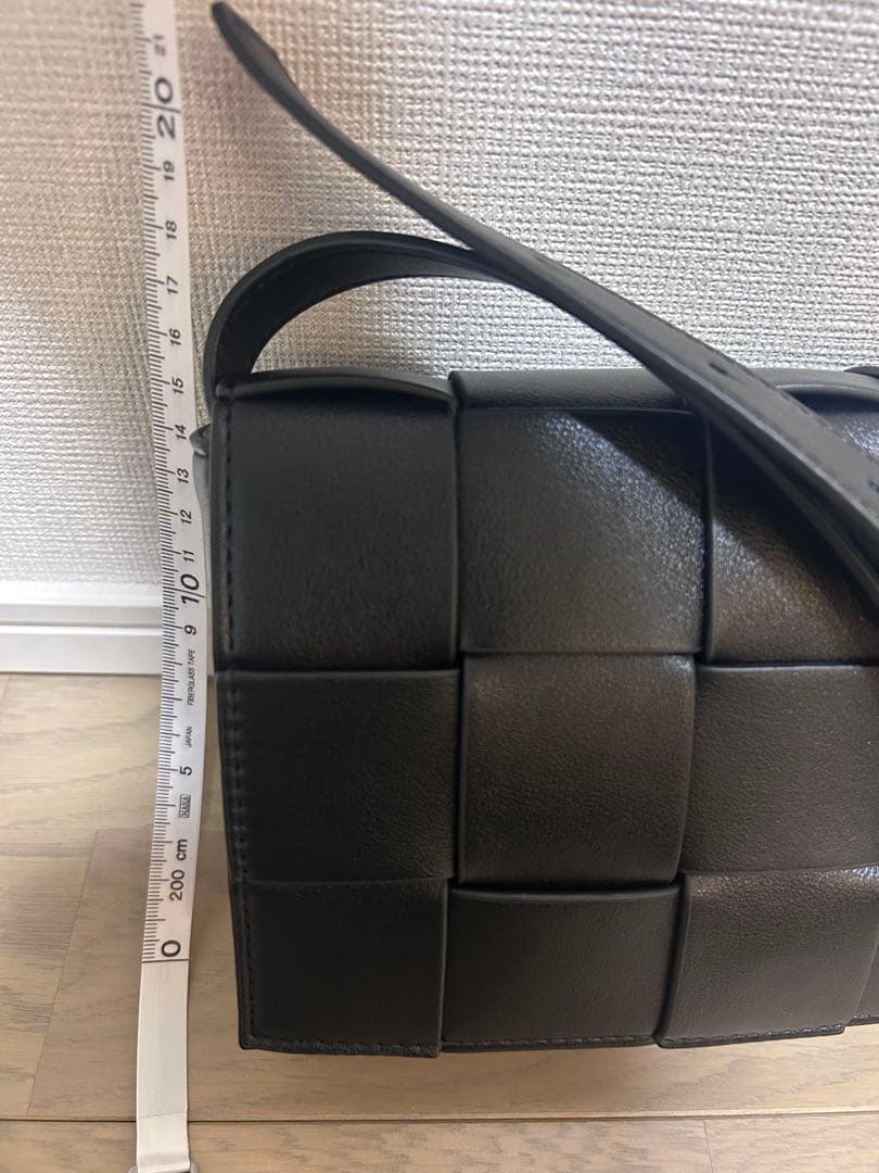 ボッデガ　スモールカセット風ショルダーバッグ