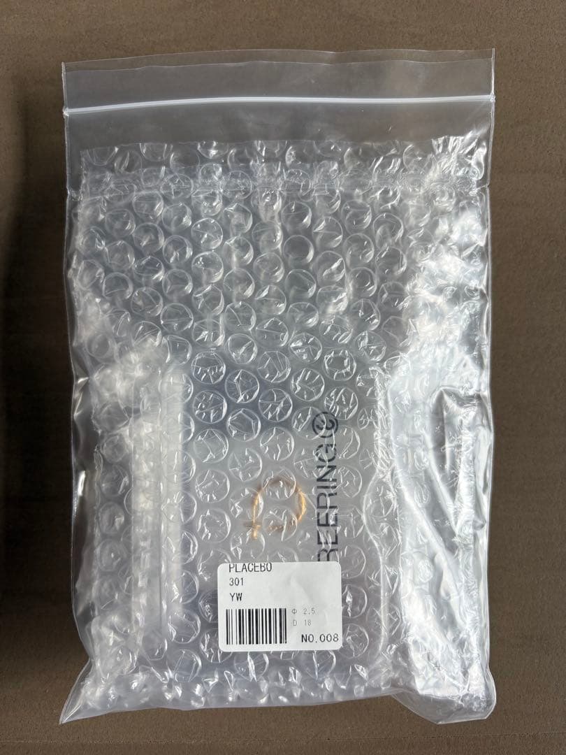 【かくに】CAREERING PLACEBO 301 (YW) 右耳用