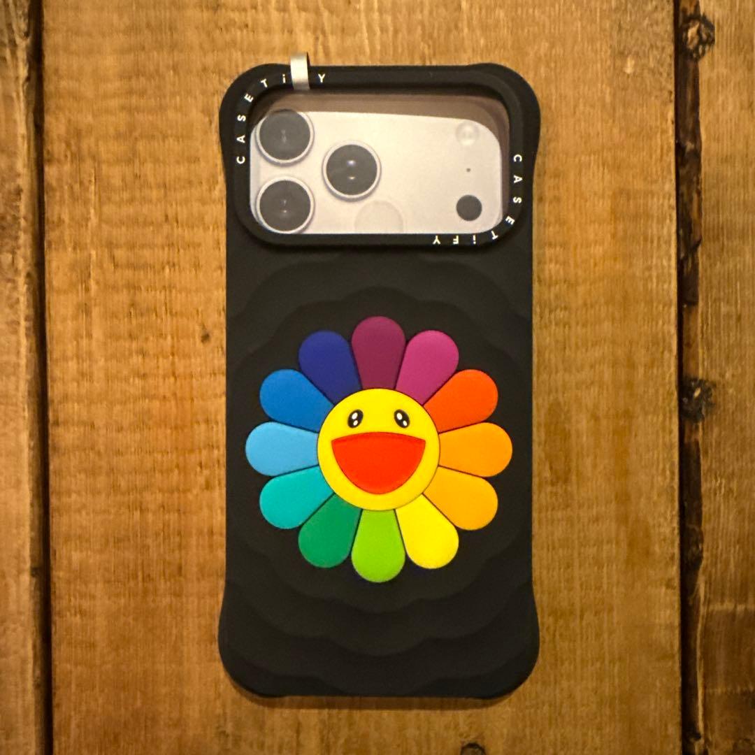 CASSETIFY村上隆 スペシャルエディションレインボーiPhone17pro